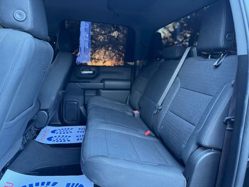 Used 2024 Chevrolet Silverado 2500 Custom w/ Custom Value Package image 18