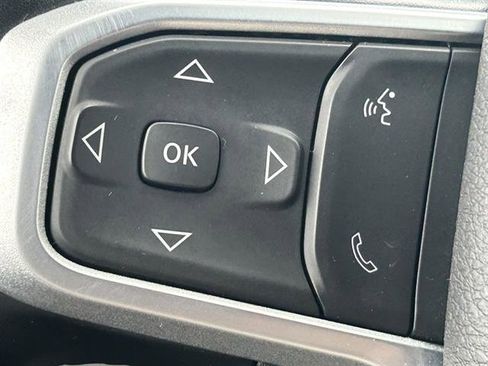 Used 2024 RAM 2500 Big Horn image 16