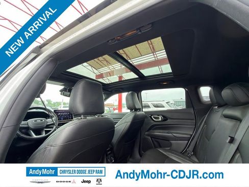 Used 2022 Jeep Compass High Altitude AWD/4WD image 30