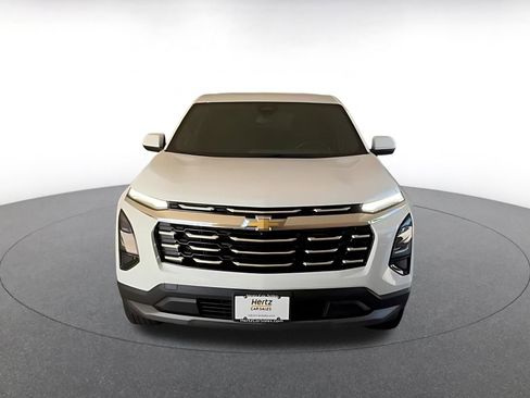 Used 2025 Chevrolet Equinox LT FWD image 4