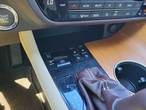 Used 2019 Lexus RX 350 FWD w/ Premium Package image 23