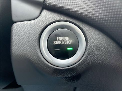 Certified 2024 Chevrolet Equinox RS w/ LPO, Floor Liner Package image 17