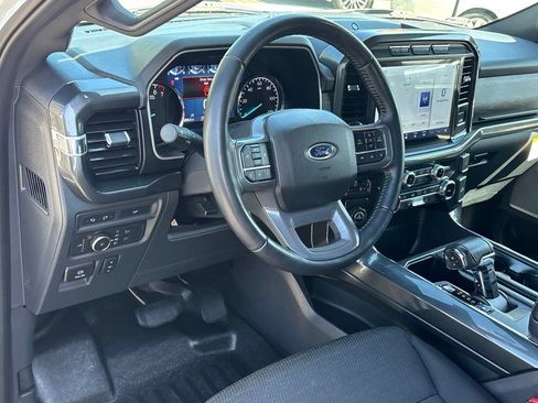 Used 2022 Ford F150 XLT w/ Equipment Group 302A High RWD image 15