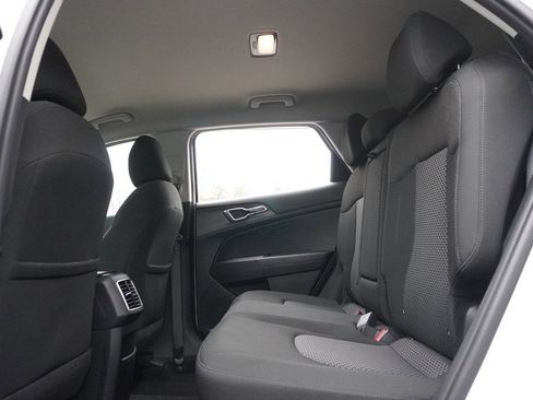 Used 2023 Kia Sportage LX image 33