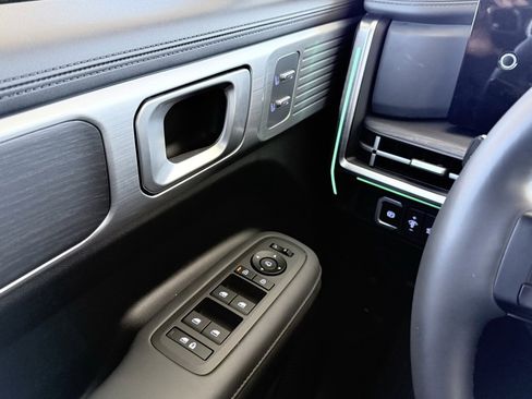 New 2025 Hyundai Santa Fe Limited image 10