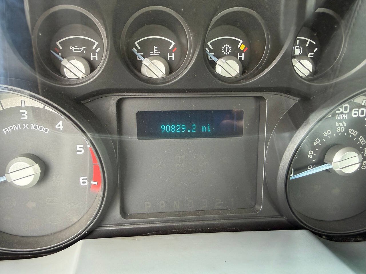Used 2015 Ford F550 2WD Regular Cab Super Duty image 11