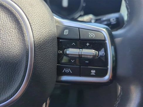 Used 2024 Kia Carnival SX Prestige FWD image 15