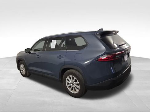 Used 2025 Toyota Grand Highlander FWD image 10
