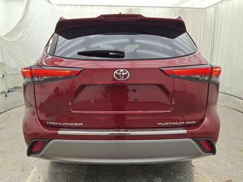 Used 2022 Toyota Highlander Platinum image 23