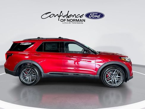 New 2026 Ford Explorer ST-Line w/ ST-Line Street Pack RWD image 10