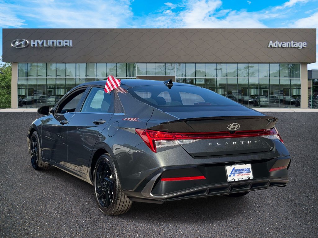 Certified 2026 Hyundai Elantra SEL Sport Premium FWD image 7