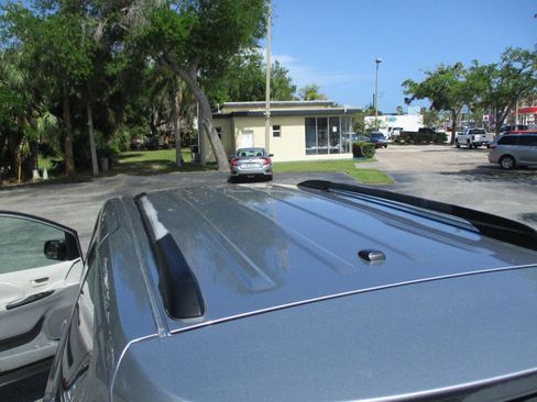 Used 2011 Toyota Sienna LE image 35