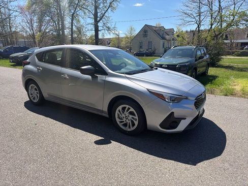 Used 2025 Subaru Impreza 2.0i image 1