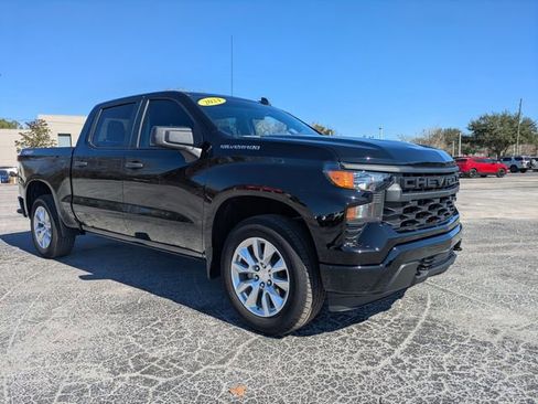 Certified 2024 Chevrolet Silverado 1500 Custom image 1