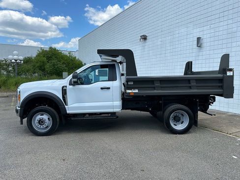 New 2026 Ford F550 4x4 Regular Cab Super Duty image 2