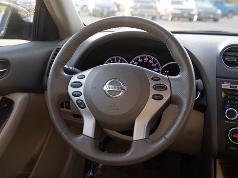 Used 2011 Nissan Altima 2.5 SL w/ 2.5SL Pkg FWD image 15