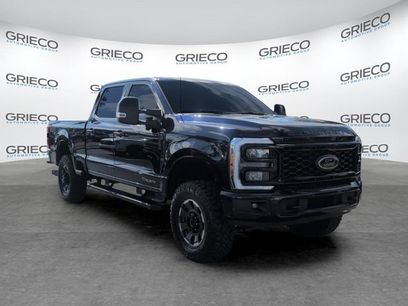 Used 2025 Ford F250 Lariat w/ Black Appearance Package