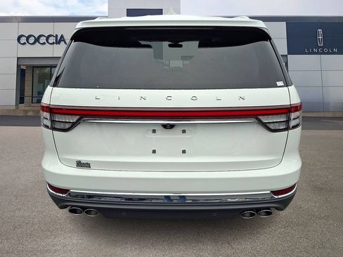 Certified 2024 Lincoln Aviator AWD w/ Premium Package image 5