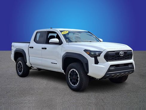 Used 2024 Toyota Tacoma TRD Off-Road AWD/4WD image 3