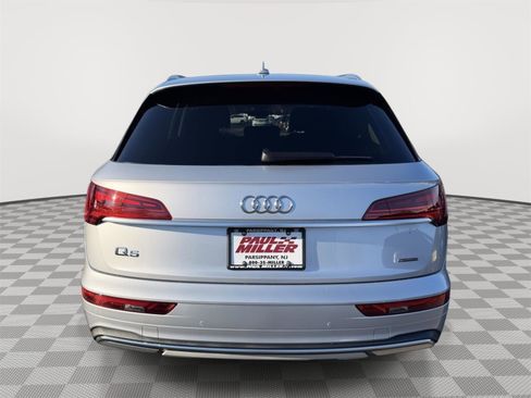 Used 2023 Audi Q5 2.0T Premium w/ Convenience Package image 5