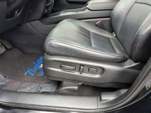 Used 2025 Honda Passport TrailSport image 19