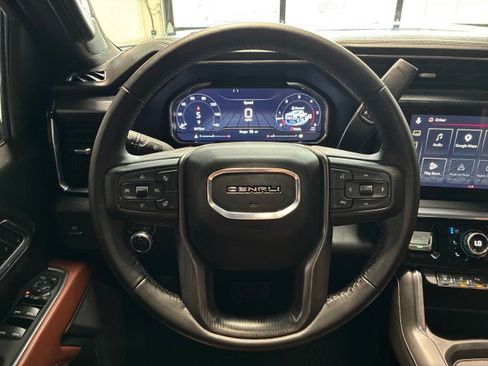 Used 2025 GMC Sierra 2500 Denali Ultimate w/ Max Trailering Package AWD/4WD image 16