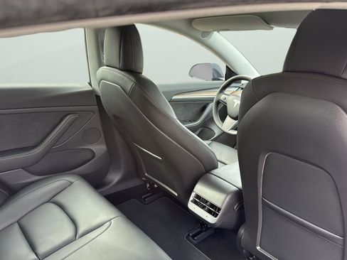 Used 2022 Tesla Model 3 Performance image 29