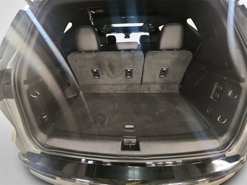 Certified 2024 Chevrolet Traverse RS w/ LPO, Floor Liner Package image 25