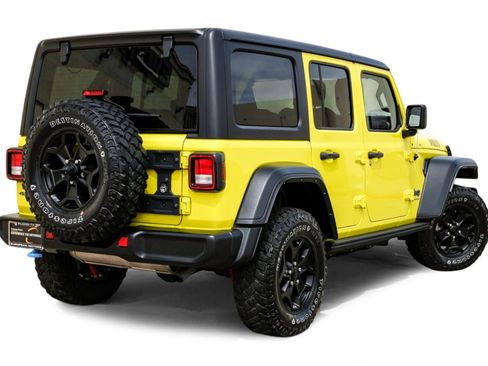 Used 2023 Jeep Wrangler Unlimited image 8