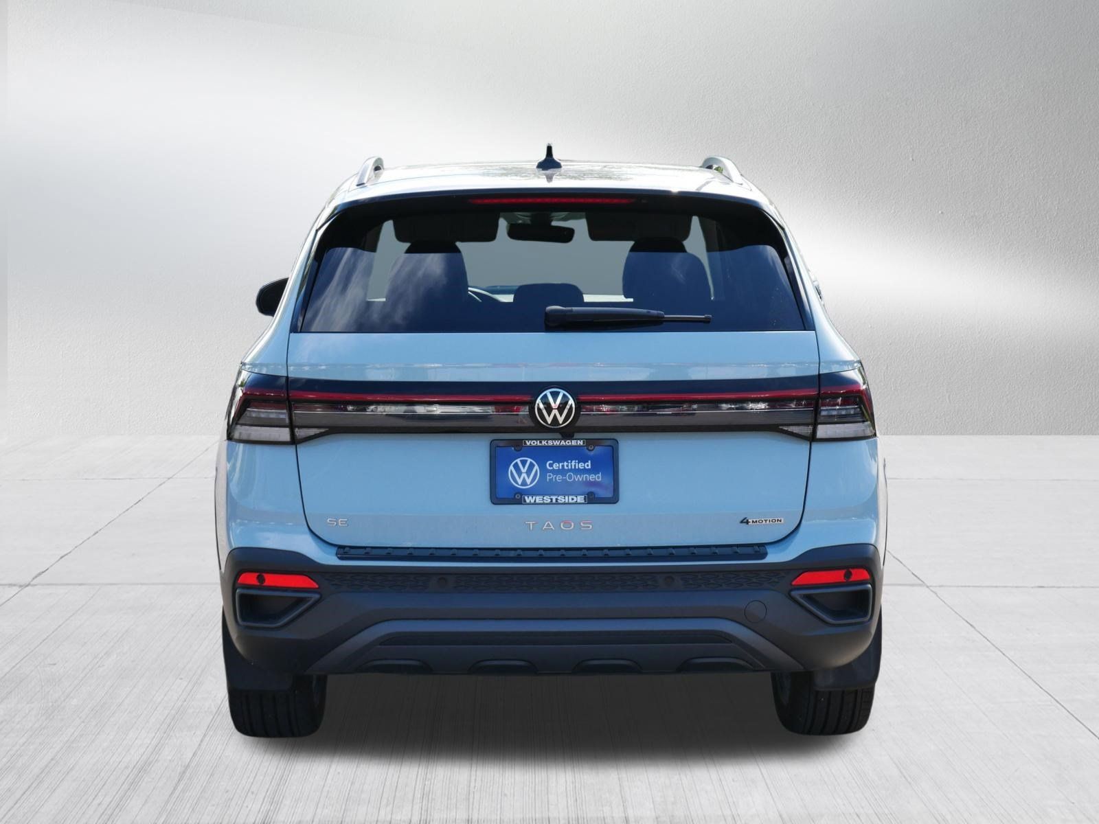 Certified 2025 Volkswagen Taos SE AWD/4WD image 6
