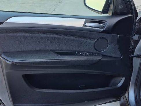 Used 2011 BMW X5 xDrive35i image 31