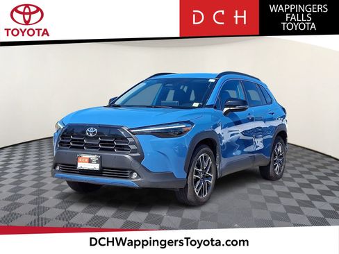 Certified 2026 Toyota Corolla Cross XLE AWD/4WD image 1