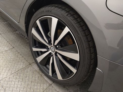 Used 2022 Nissan Altima 2.5 SR FWD image 31