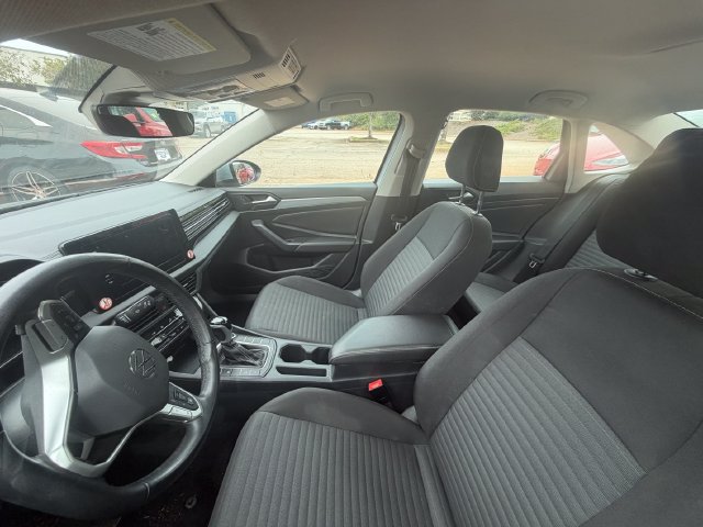 Used 2025 Volkswagen Jetta S FWD image 2