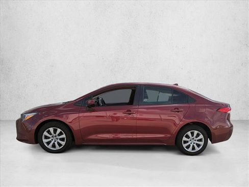 Certified 2025 Toyota Corolla LE w/ Convenience Package image 8