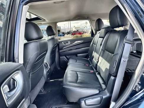 Used 2019 INFINITI QX60 Luxe w/ Essential Package image 26