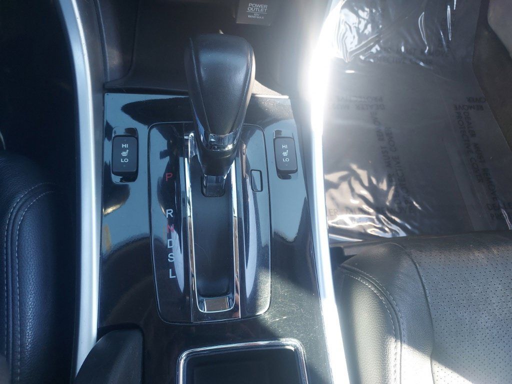 Used 2017 Honda Accord EX-L image 20