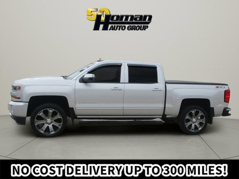 Used 2018 Chevrolet Silverado 1500 LT w/ All Star Edition AWD/4WD image 2