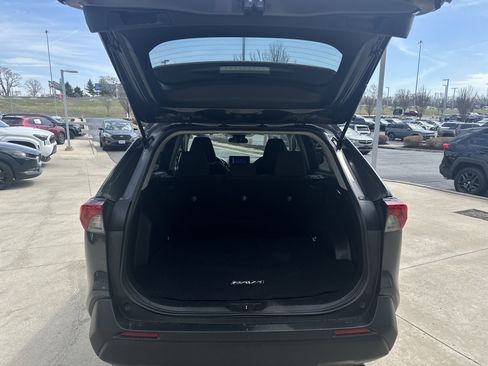 Certified 2025 Toyota RAV4 LE image 30