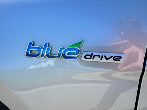 Used 2012 Hyundai Sonata Hybrid w/ Leather Pkg FWD image 14