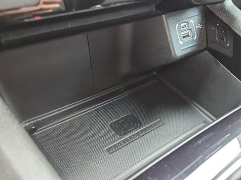 Used 2022 Jeep Compass Limited w/ (RED) Package image 33