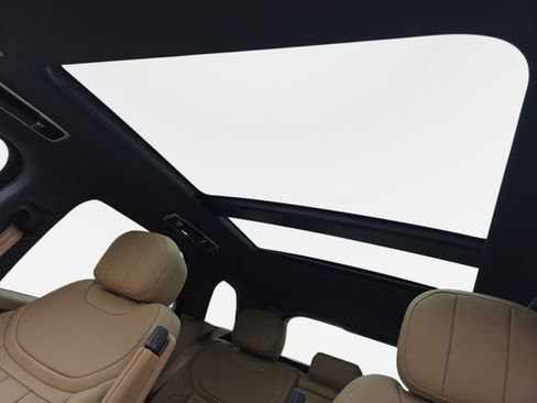 New 2026 Land Rover Range Rover Sport SE AWD/4WD image 20