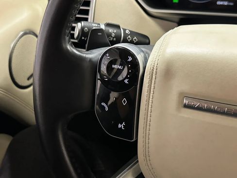 Used 2021 Land Rover Range Rover image 30