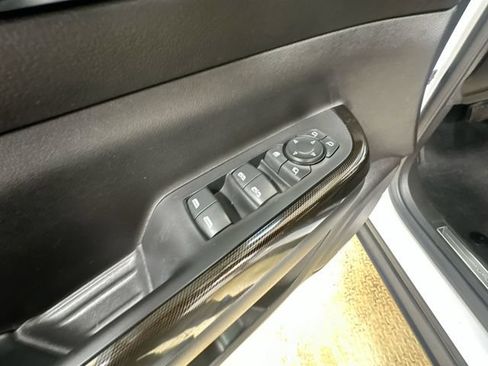 Used 2023 GMC Acadia AT4 w/ Technology Package AWD/4WD image 16