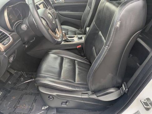 Used 2016 Jeep Grand Cherokee Limited image 17