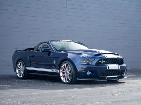 Used 2012 Ford Mustang Shelby GT500 w/ Electronics Pkg image 8