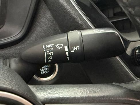 Used 2023 Toyota Corolla SE FWD image 12