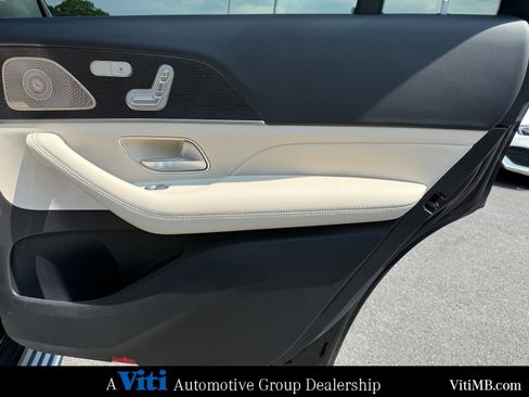 Certified 2022 Mercedes-Benz GLS 450 4MATIC image 26