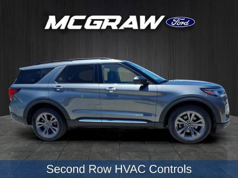 Certified 2025 Ford Explorer Active w/ Active Comfort Package AWD/4WD image 7
