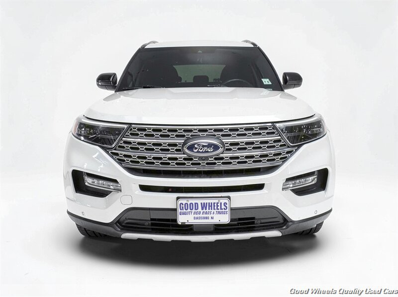 Used 2020 Ford Explorer Limited AWD/4WD image 2